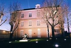 Le Musée vert vu depuis la cour avant